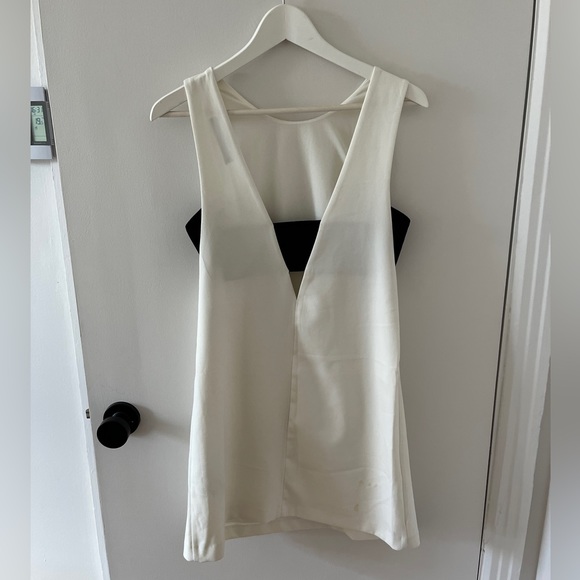 Zara white minimalist dress - Picture 2 of 4
